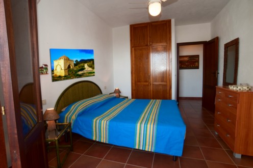  1^ CHAMBRE MATRIMONIALE AVEC TERRASSE
